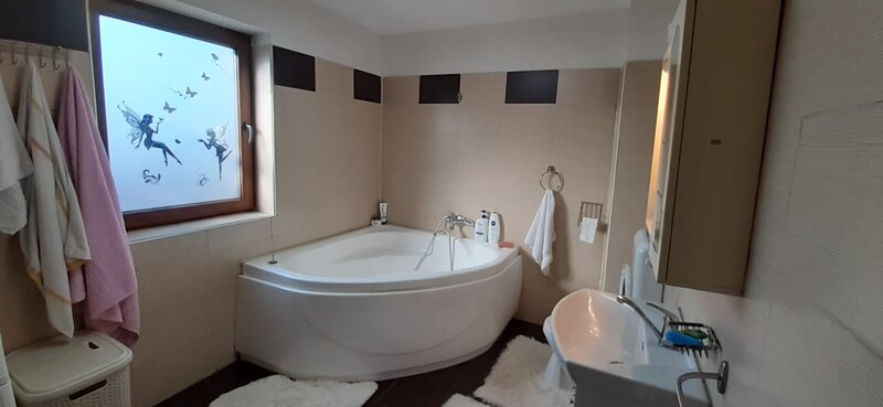 Berceni, 10 min. metrou, semistradal, liniste,